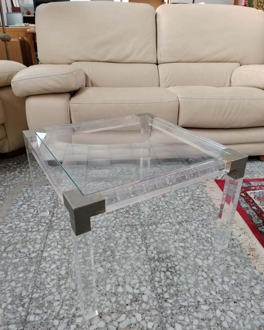 Mesa de centro de plexiglás y cristal con detalles en metal - imagen 3
