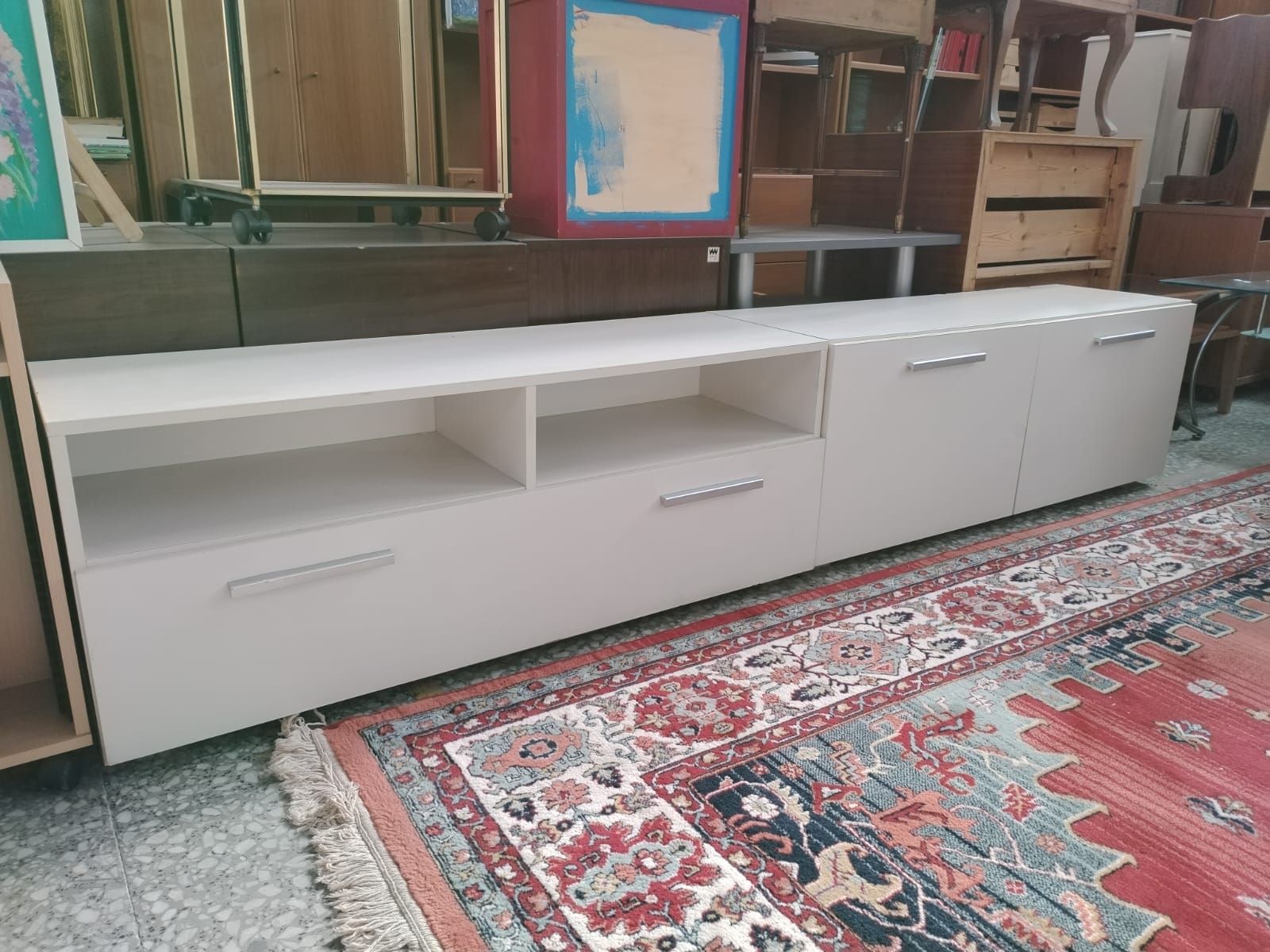 Mueble bajo para tv blanco moderno - miniatura 3