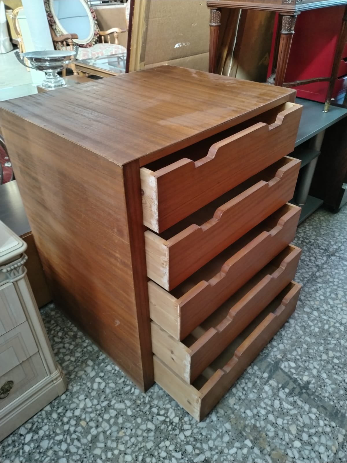 Cajonera de madera moderna - imagen 1