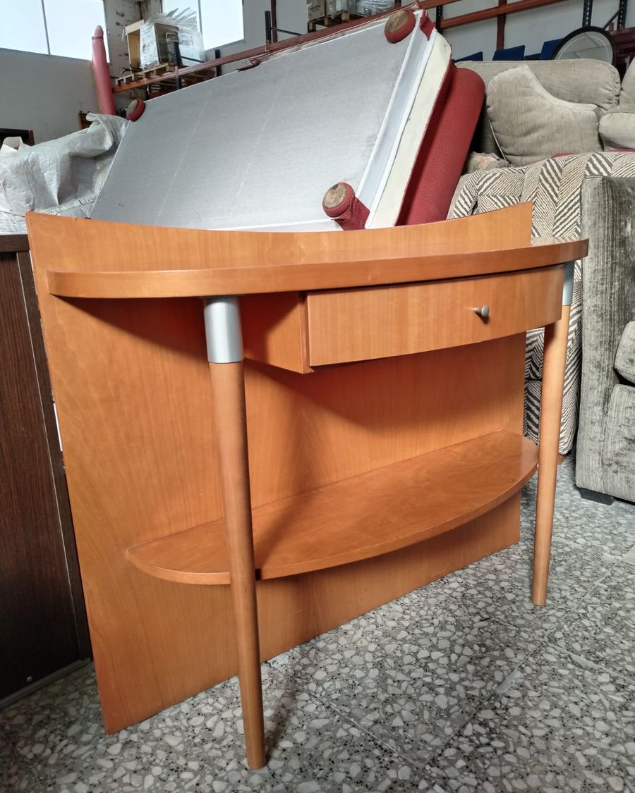 Mueble recibidor semicircular estilo retro - imagen 4