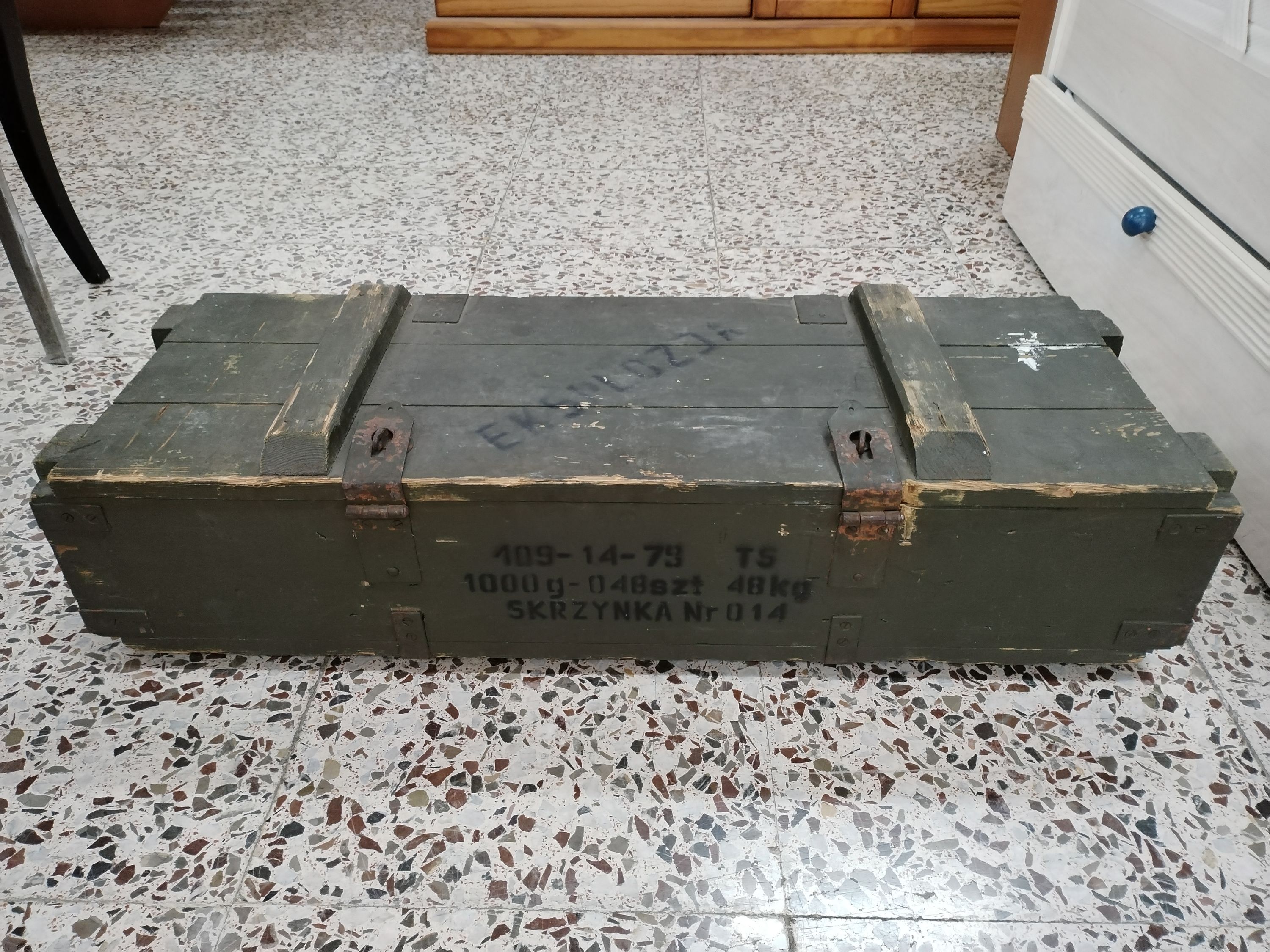 Caja de Munición Militar de Madera Vintage