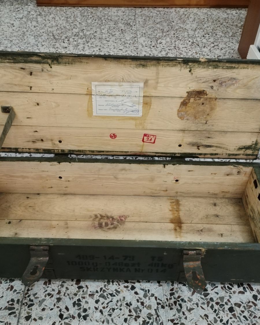 Caja de Munición Militar de Madera Vintage - imagen 4