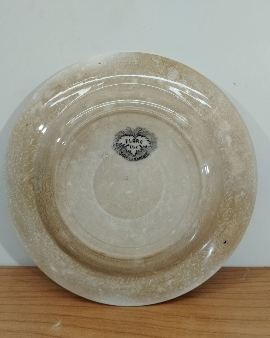 Plato Antiguo Sarreguemines Modelo Flore - imagen 3