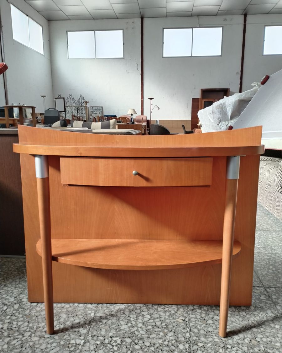Mueble recibidor curvo con cajón y estante - imagen 1