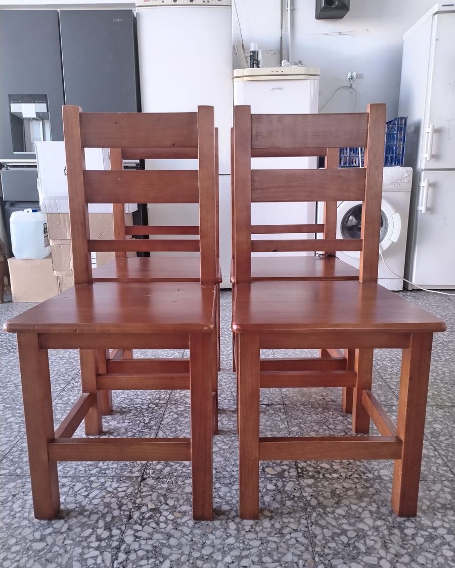 Conjunto de 4 sillas de comedor de madera - imagen 1
