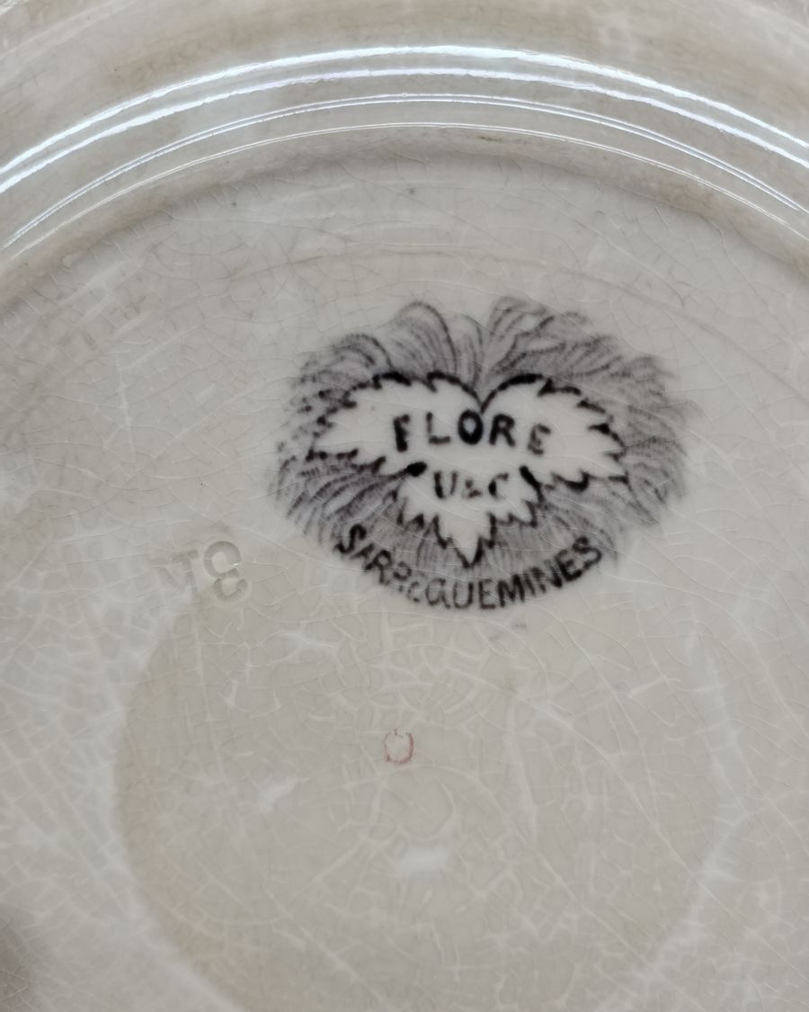 Plato Antiguo Sarreguemines Modelo Flore - imagen 4