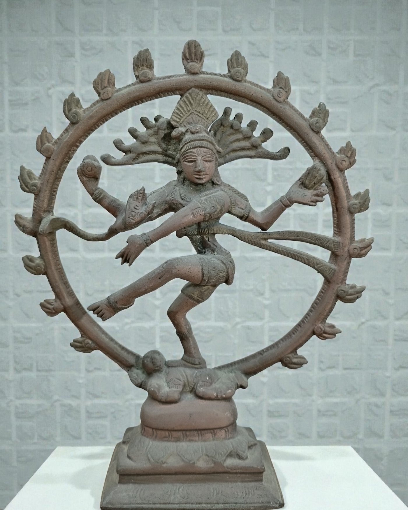 Escultura de Shiva Nataraja - imagen 1